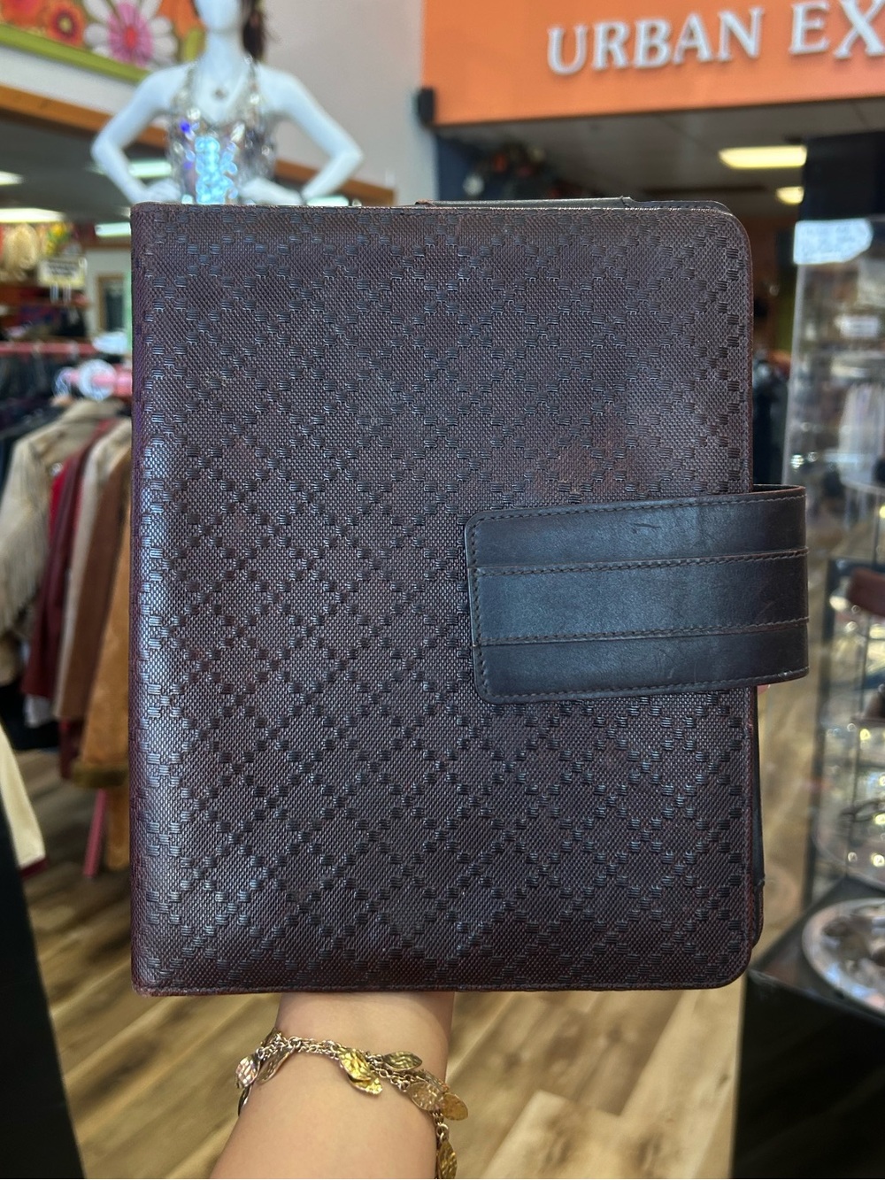 VINTAGE Gucci iPad/Tablet Case *Priced as is*